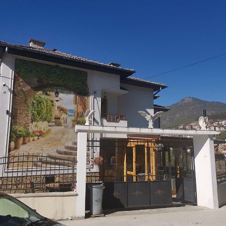 Къща Томови,Стаи За Гости Dewin Exterior foto