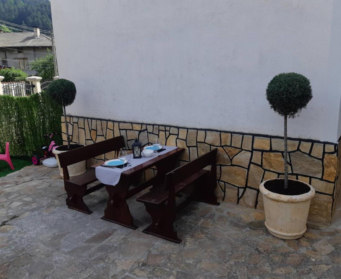 Къща Томови,Стаи За Гости Dewin Exterior foto
