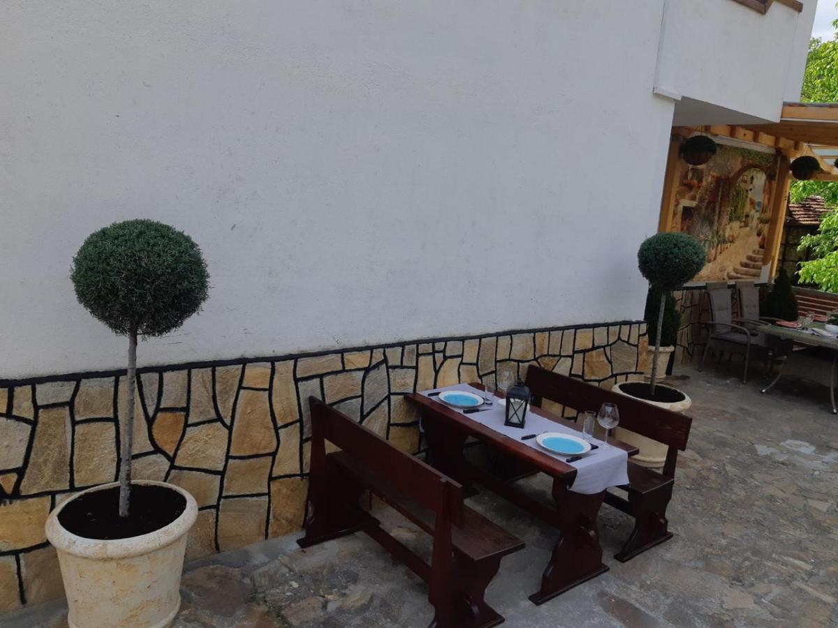 Къща Томови,Стаи За Гости Dewin Exterior foto