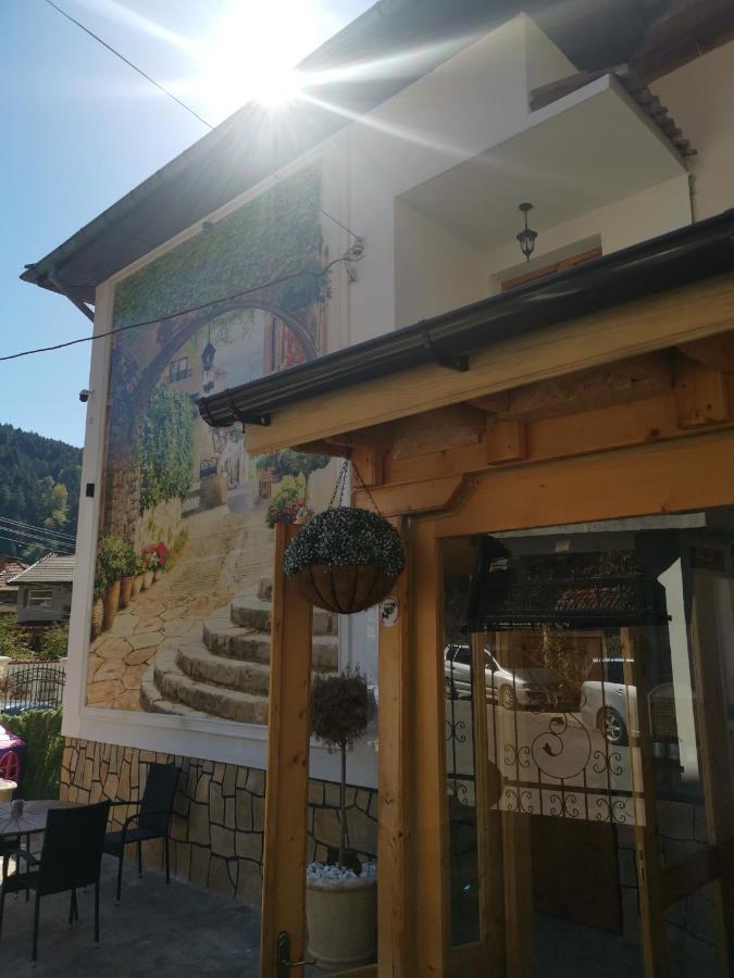 Къща Томови,Стаи За Гости Dewin Exterior foto